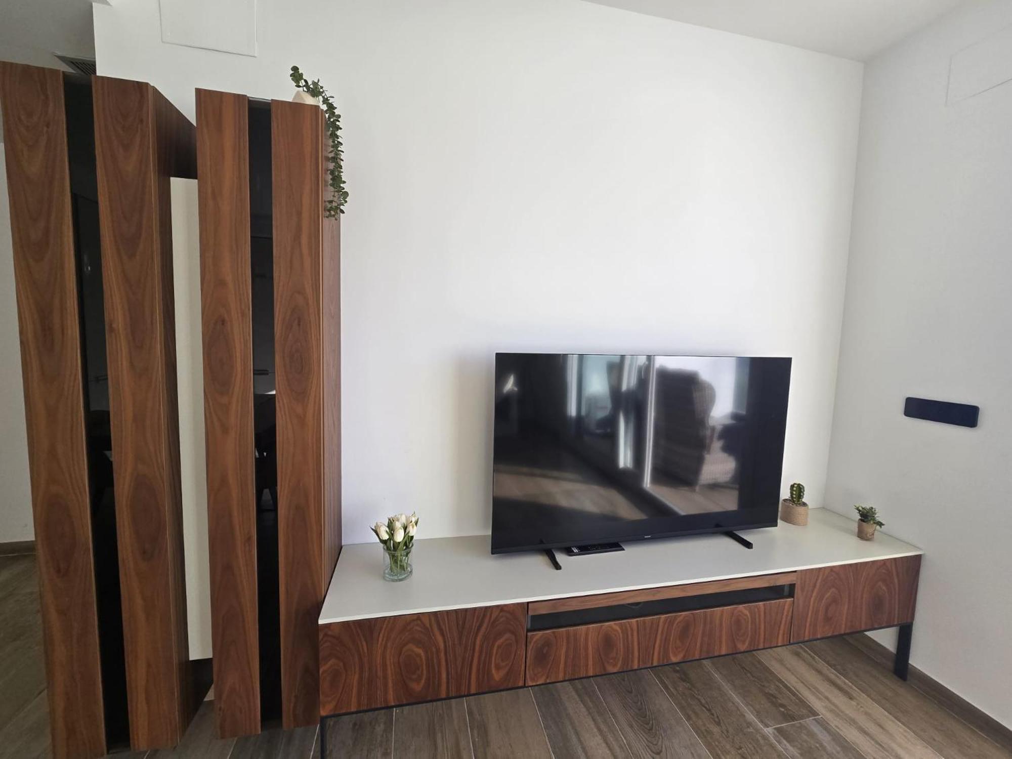 Nice 2 Bedroom Bali Apartment With Sea Views Torrevieja Luaran gambar