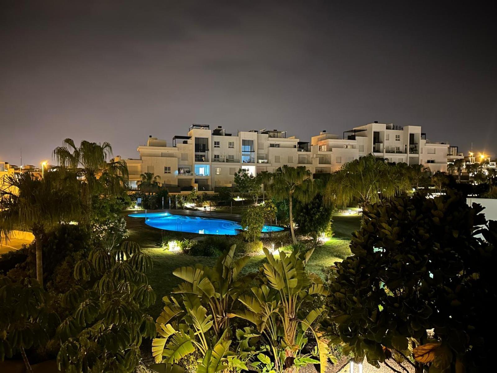 Nice 2 Bedroom Bali Apartment With Sea Views Torrevieja Luaran gambar